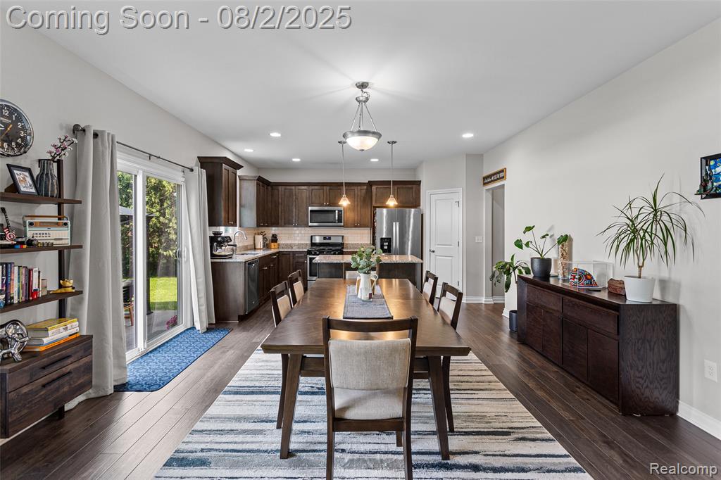 710 Pine Tree Road, Lake Orion, MI 48362 — Photo 11