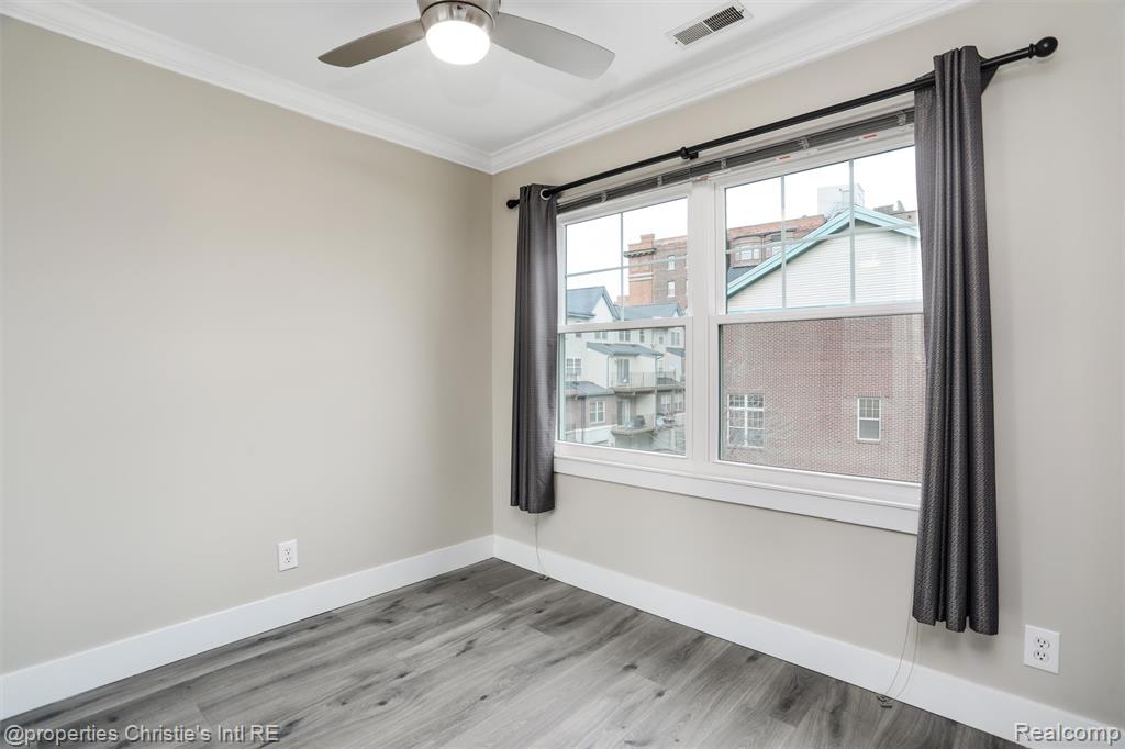 2542 WOODWARD Avenue, Detroit, MI 48201 — Photo 23