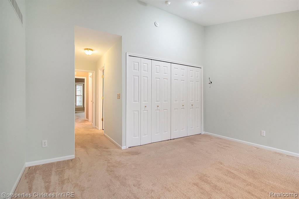 7487 GREEN MEADOW Lane, Canton, MI 48187 — Photo 7