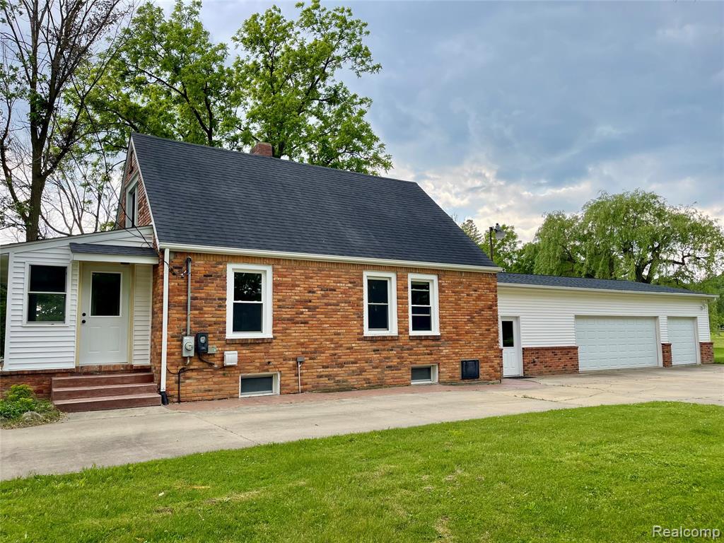 442 Corneil Road, Imlay City, MI 48444 — Photo 28