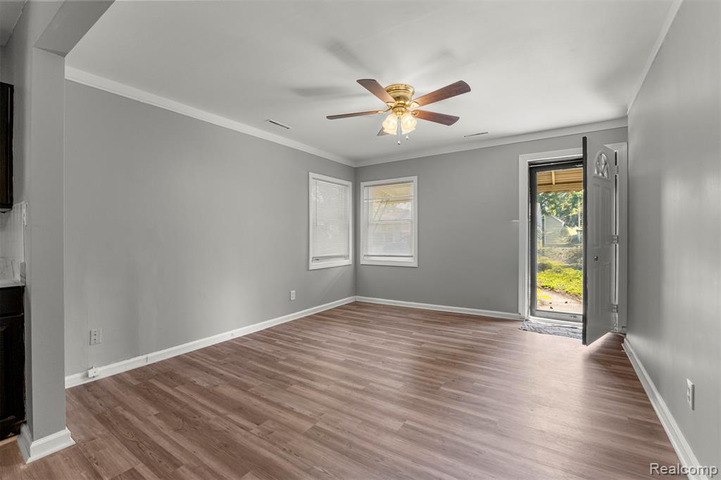 5228 Fletcher Street, Wayne, MI 48184 — Photo 8