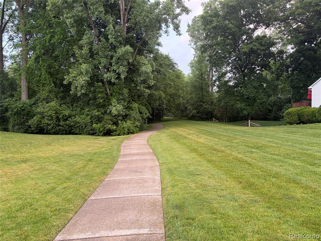 490 Cove View Drive, Waterford, MI 48327 — Photo 52