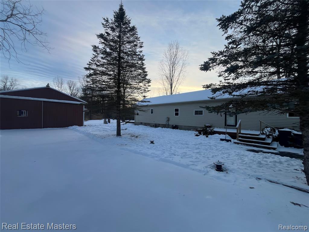 5117 Ravenswood Road, Kimball, MI — Photo 2