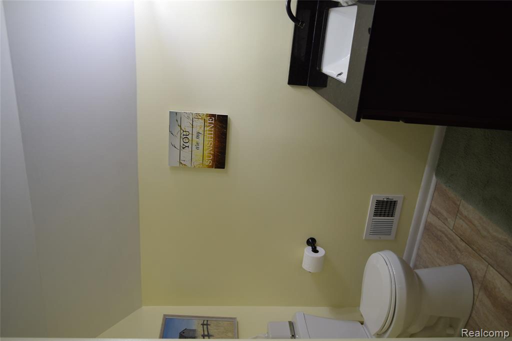 7448 Miller Road, Swartz Creek, MI 48473 — Photo 27