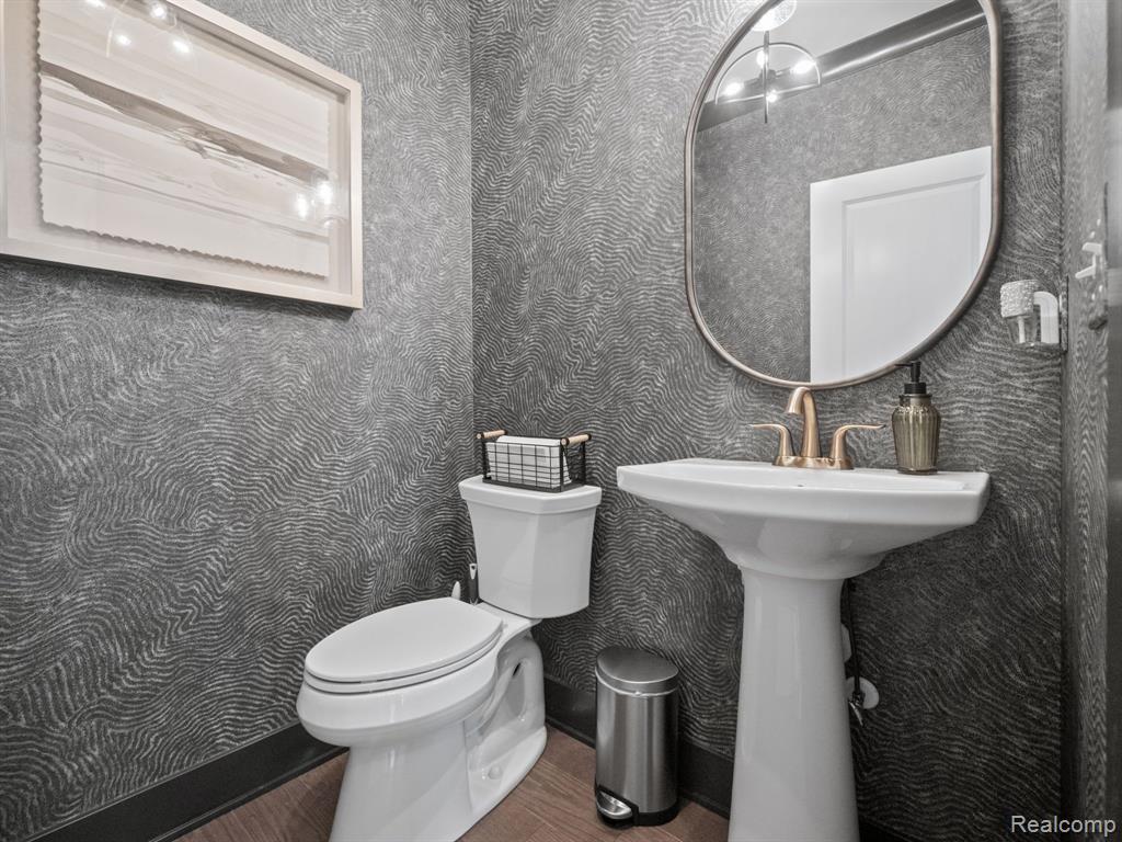 1910 MAGGIE Lane, Ypsilanti, MI 48198 — Photo 31