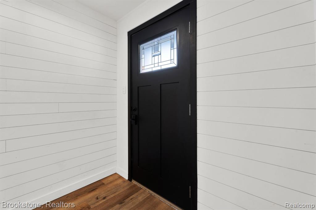 16046 W 13 Mile Road, Beverly Hills, MI 48025 — Photo 3