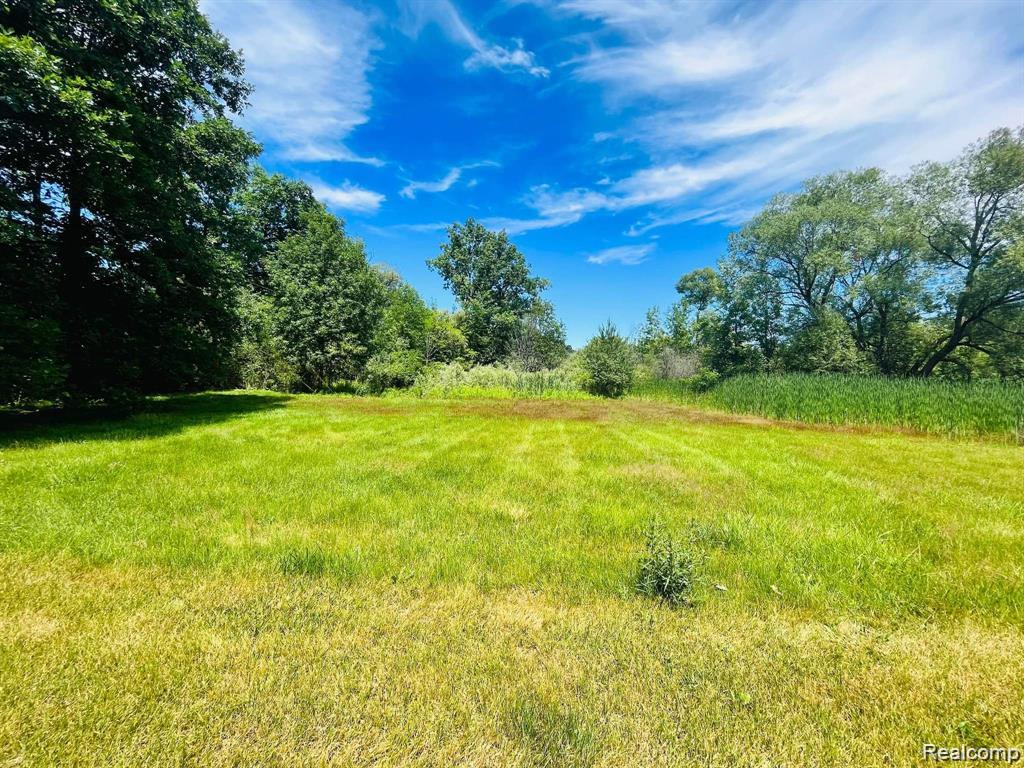 Lot 94 Hiller Road, West Bloomfield, MI 48324 — front exterior