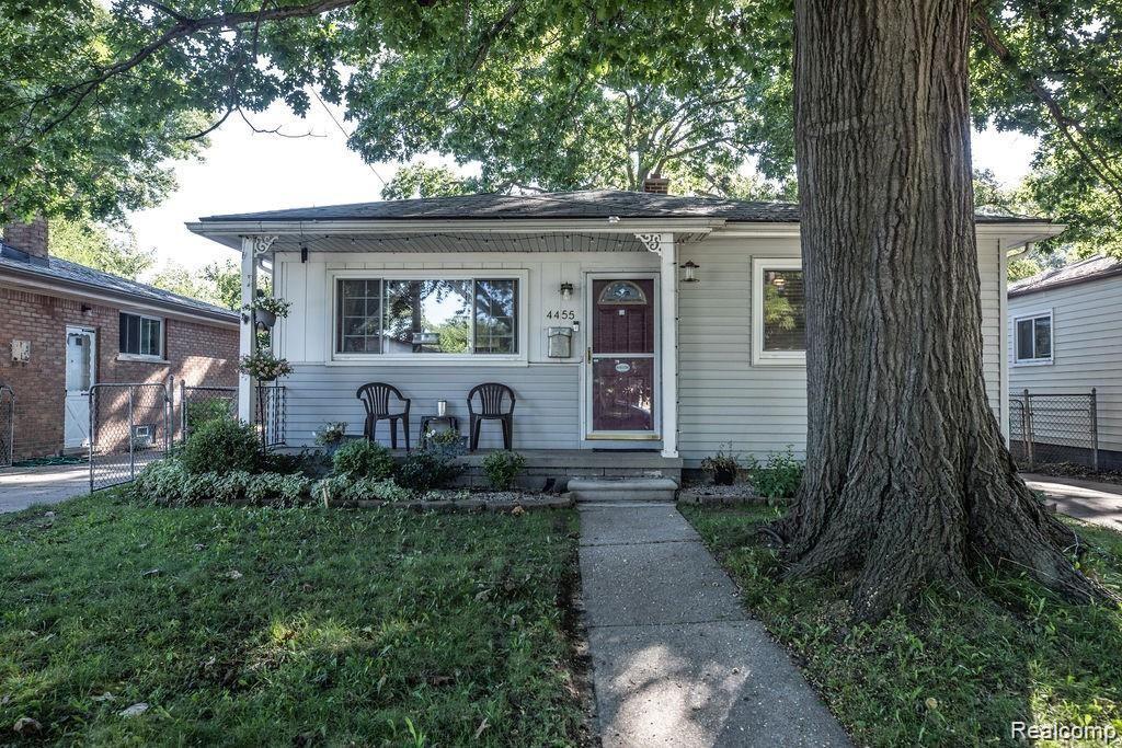4455 Hipp Street, Dearborn Heights, MI 48125 — front exterior