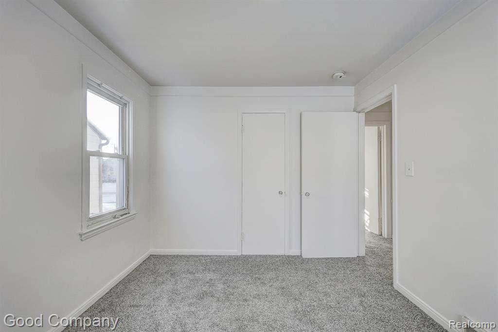 967 E Shevlin Avenue, Hazel Park, MI 48030 — Photo 14