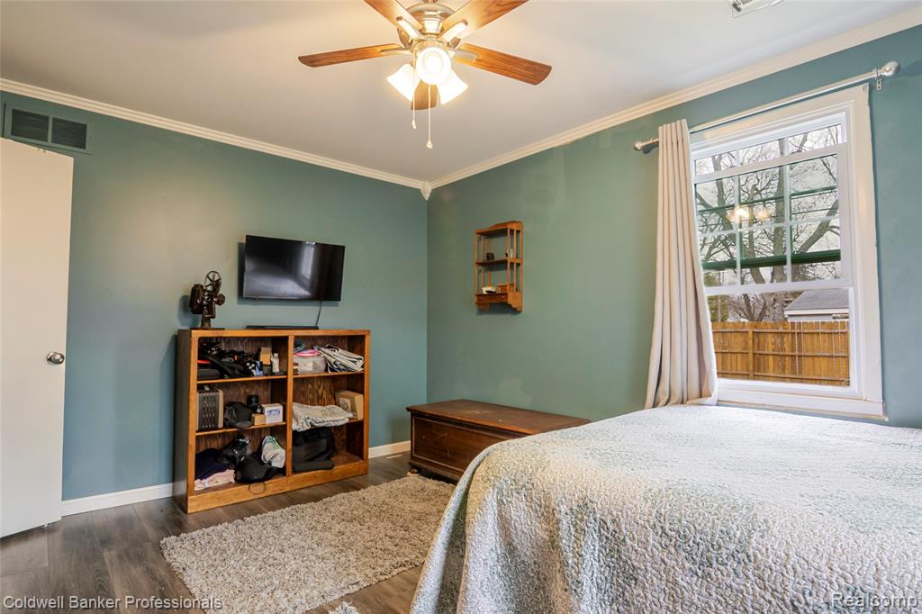 715 E Tennyson Avenue, Pontiac, MI 48340 — Photo 5