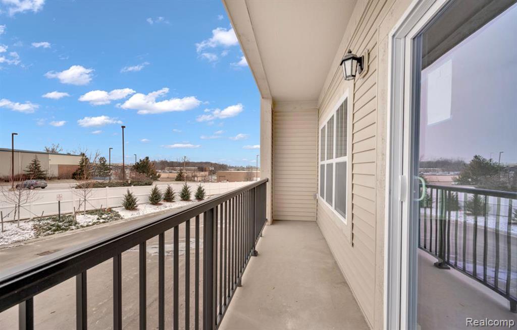 41558 ORIANNA Lane, Novi, MI — Photo 32
