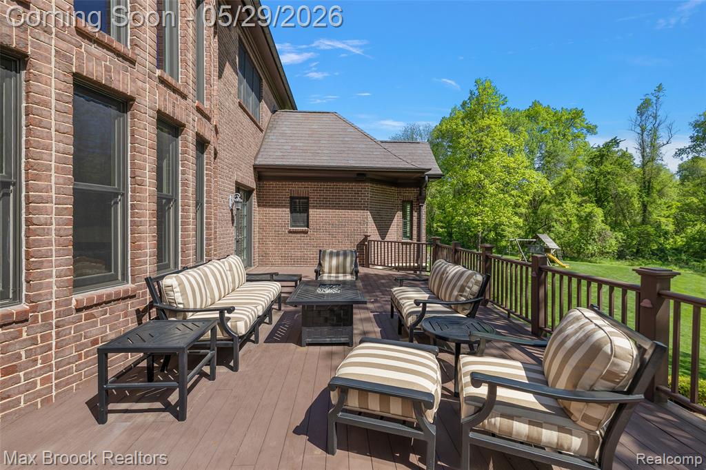 9716 Hadley Road, Clarkston, MI 48348 — Photo 32