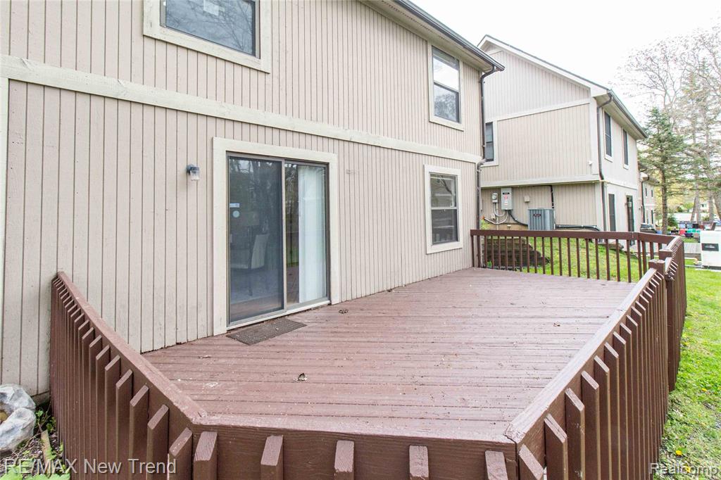 2521 Country Village Court, Ann Arbor, MI 48103 — Photo 37