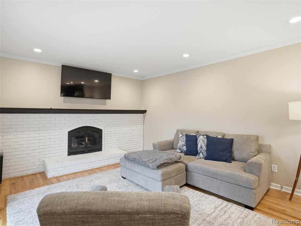42902 Saxony Road, Canton, MI 48187 — Photo 23