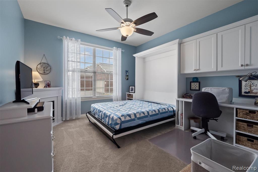 49121 Garrett Court, Macomb, MI 48042 — Photo 13