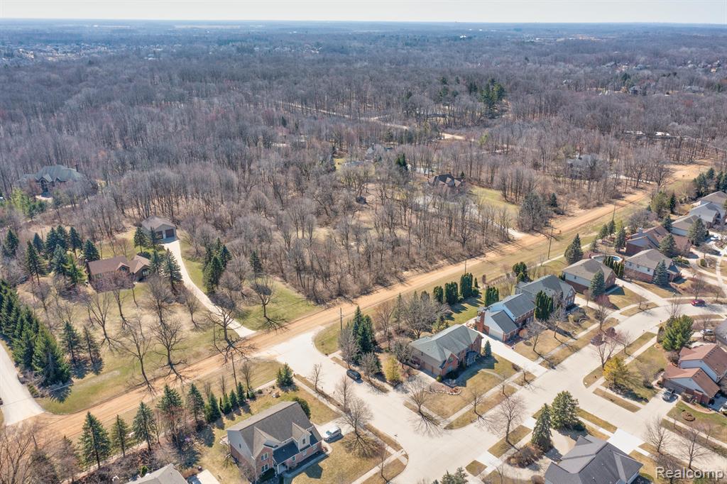 49035 QUAIL RUN Drive S, Plymouth, MI 48170 — Photo 69