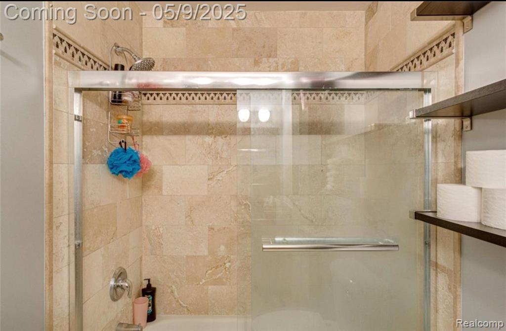 45889 GRAYSTONE Lane, Canton, MI 48187 — Photo 7