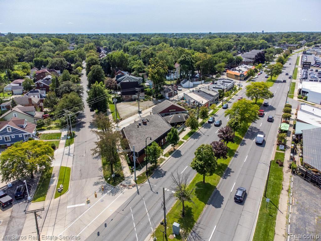 17770 MACK Avenue, Grosse Pointe, MI 48230 — Photo 13