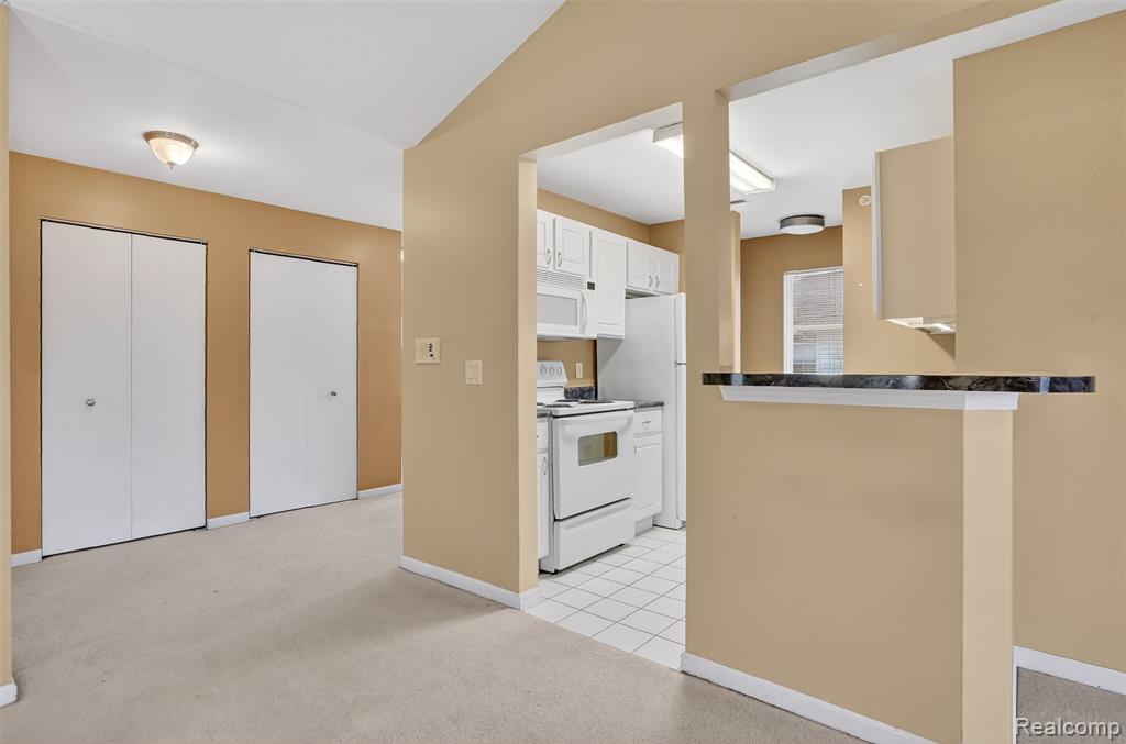 848 Brandon Avenue, Pontiac, MI 48340 — Photo 6
