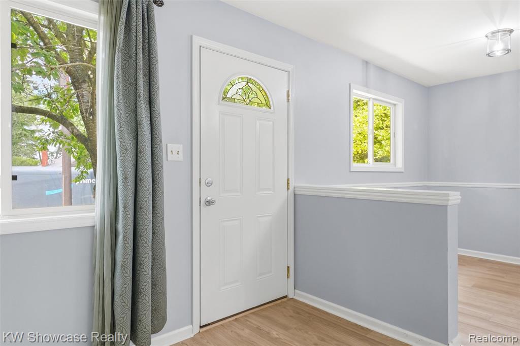 801 Farnsworth Road, White Lake, MI — Photo 6