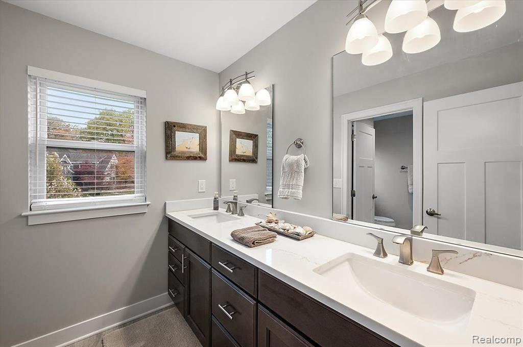 5839 Westwood Drive, Grand Blanc, MI 48439 — Photo 44