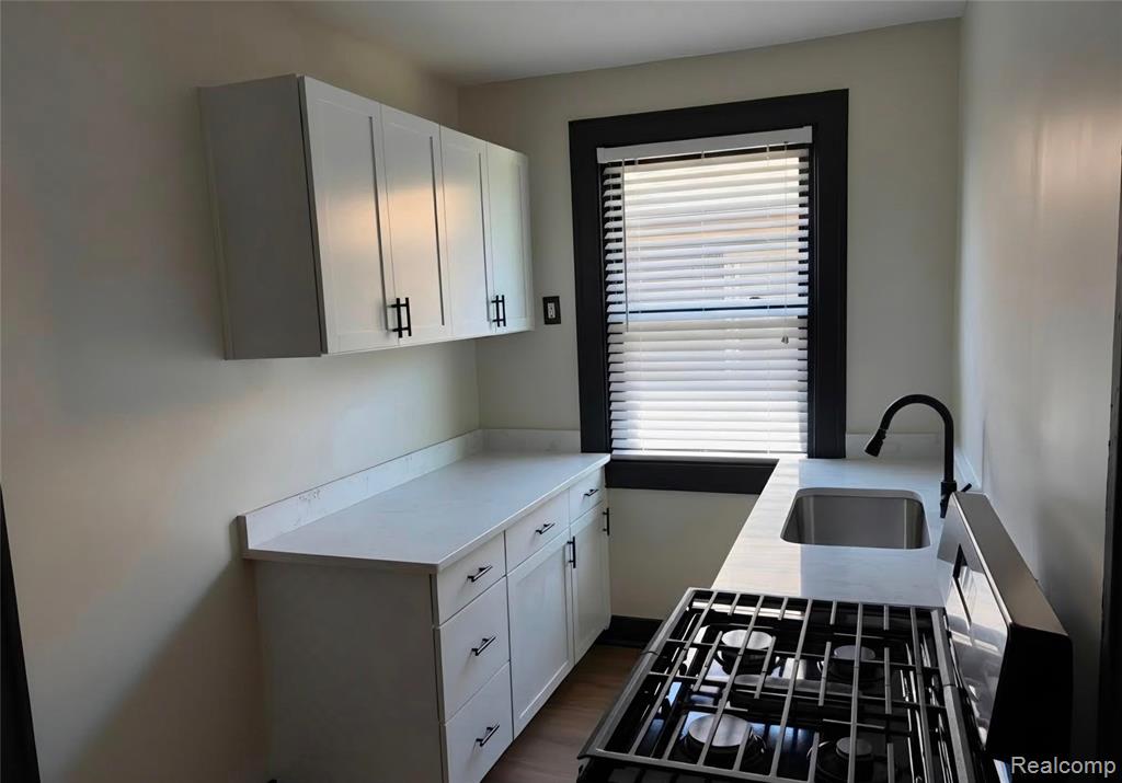 2020 Clements Street, Detroit, MI 48238 — Photo 2