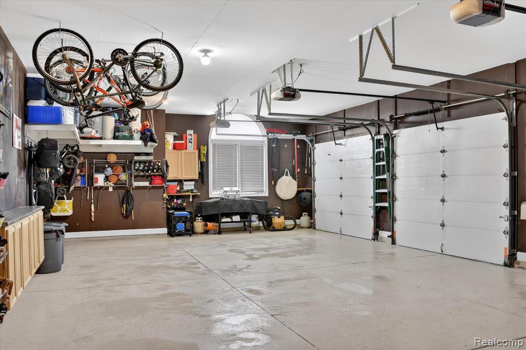5585 Leah Lane, Almont, MI 48003 — Photo 52