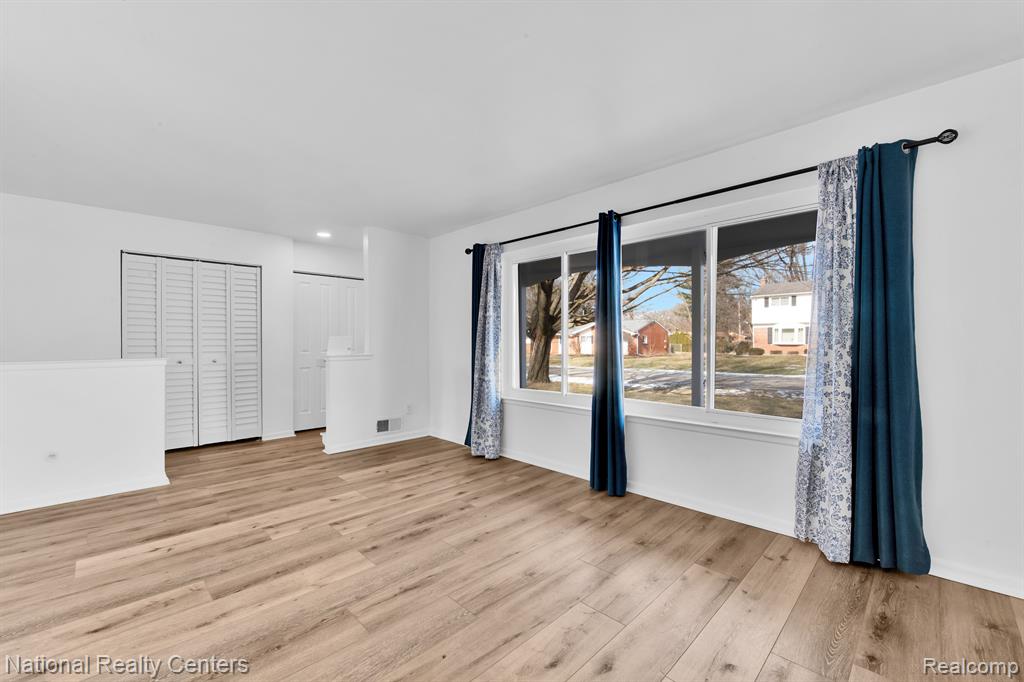 40631 Rockhill Lane, Novi, MI — Photo 5