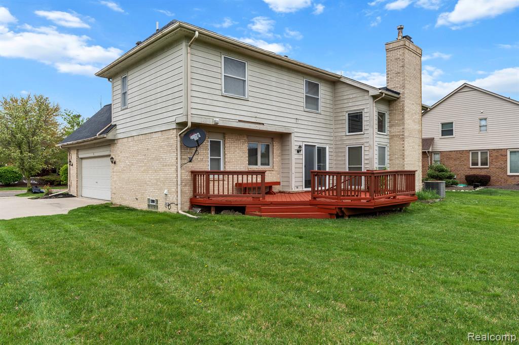 45419 GLENGARRY Boulevard, Canton, MI 48188 — Photo 39