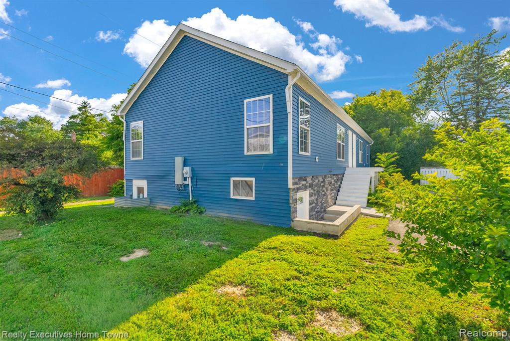 415 Hilton Road, Ferndale, MI 48220 — Photo 4