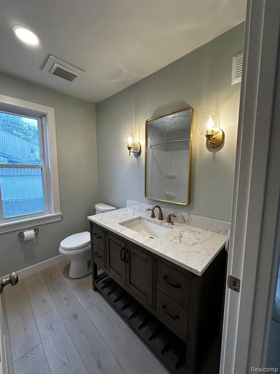 1449 BENVENUE Street, Sylvan Lake, MI 48320 — Photo 12