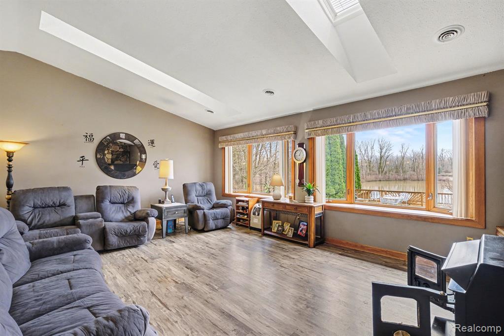 6095 S Sheridan Avenue, Durand, MI 48429 — Photo 24
