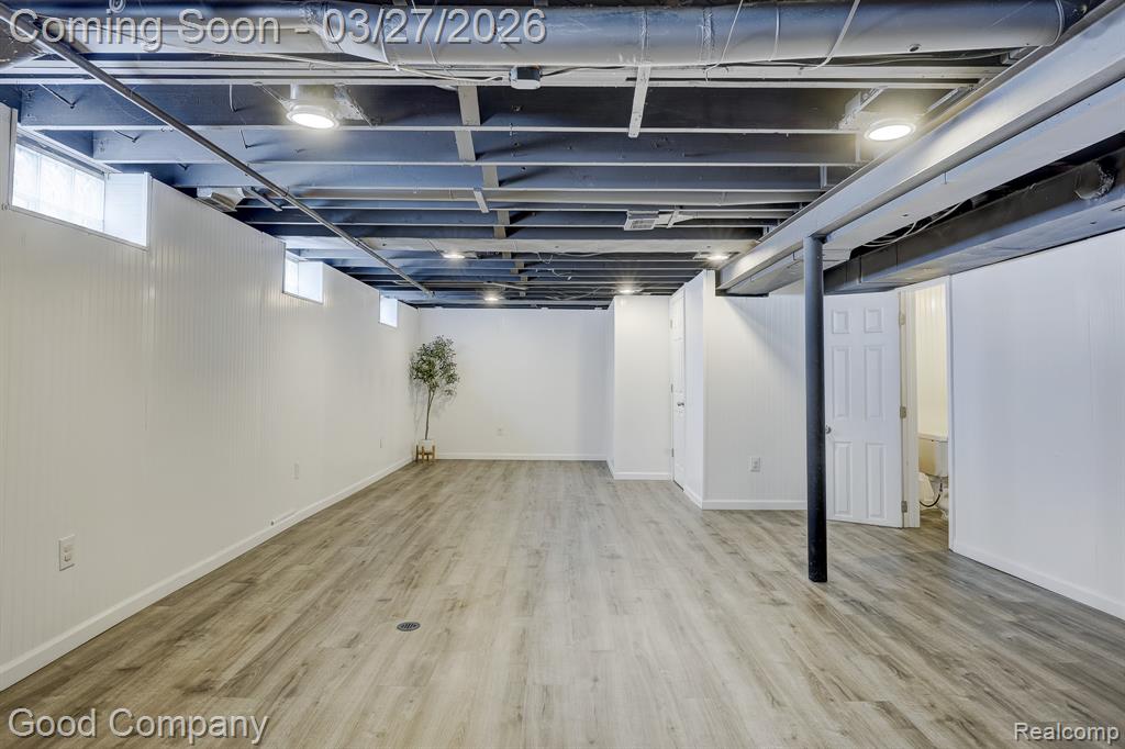 503 W Elmwood Avenue, Clawson, MI — Photo 35