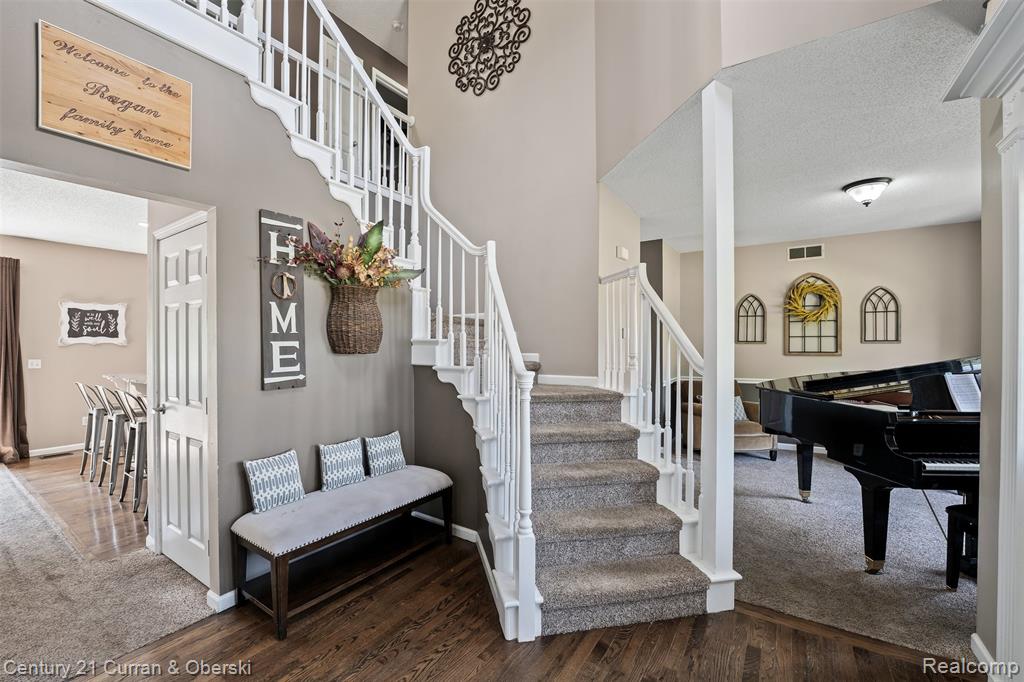 9298 Anacapa Bay Drive, Pinckney, MI 48169 — Photo 9