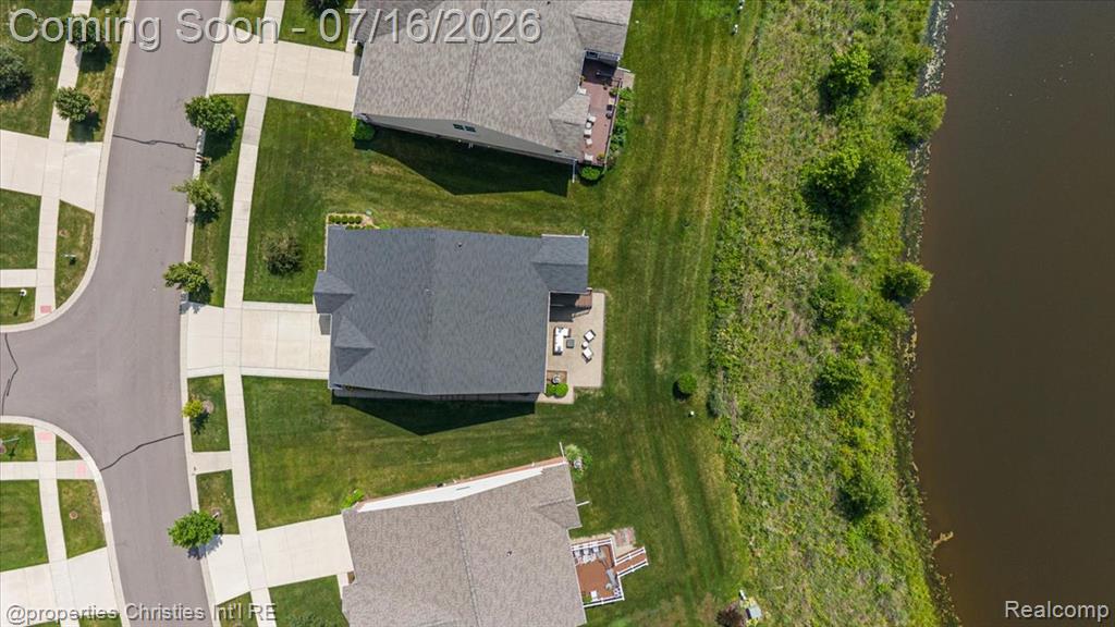 50026 Alden, Canton, MI 48188 — Photo 53