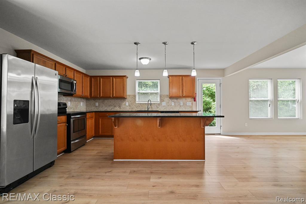 7038 WELLINGTON Lane, Ypsilanti, MI 48197 — Photo 5