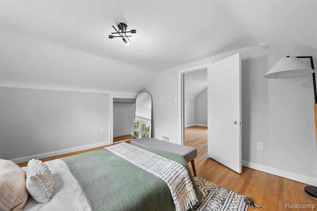 414 Aqua Court, Royal Oak, MI 48073 — Photo 24