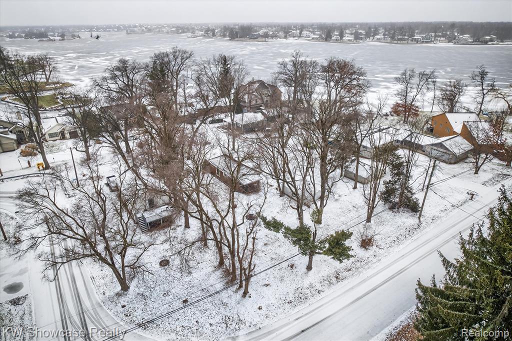 1860 Ladd Road, Wolverine Lake, MI 48390 — Photo 44