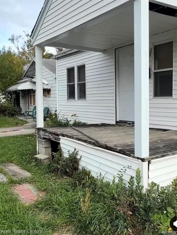 7746 Longacre Street, Detroit, MI 48228
