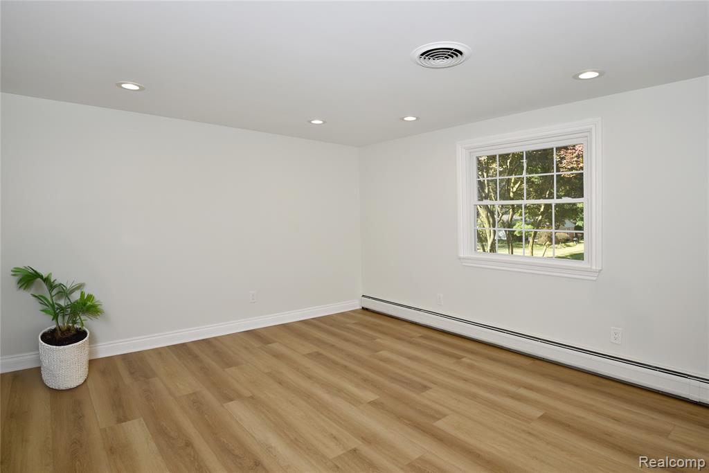 5547 Kingsmill Drive, Bloomfield Hills, MI — Photo 22