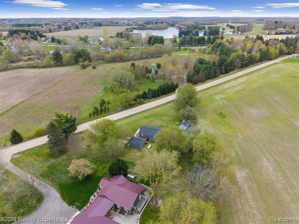 6093 Old State Road, North Branch, MI 48461 — Photo 41
