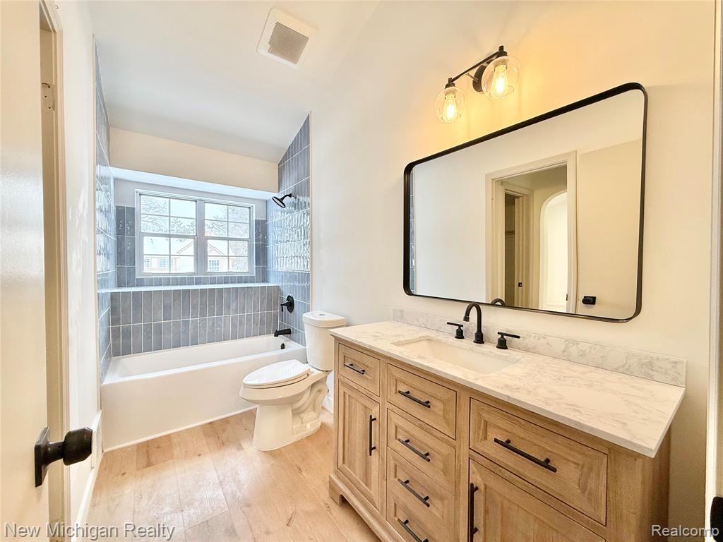 717 Whisperwood Trail, Fenton, MI 48430 — Photo 14