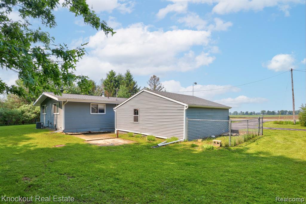 5741 S Merrill Road, Merrill, MI 48637 — Photo 23