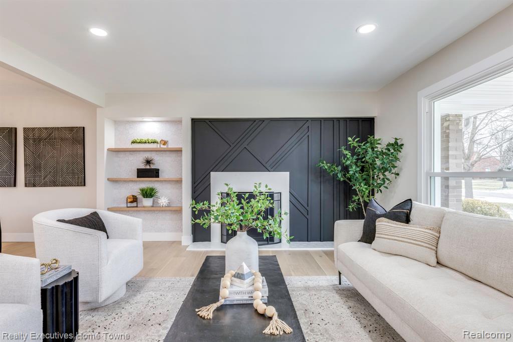 18910 Devonshire Street, Beverly Hills, MI 48025 — Photo 4