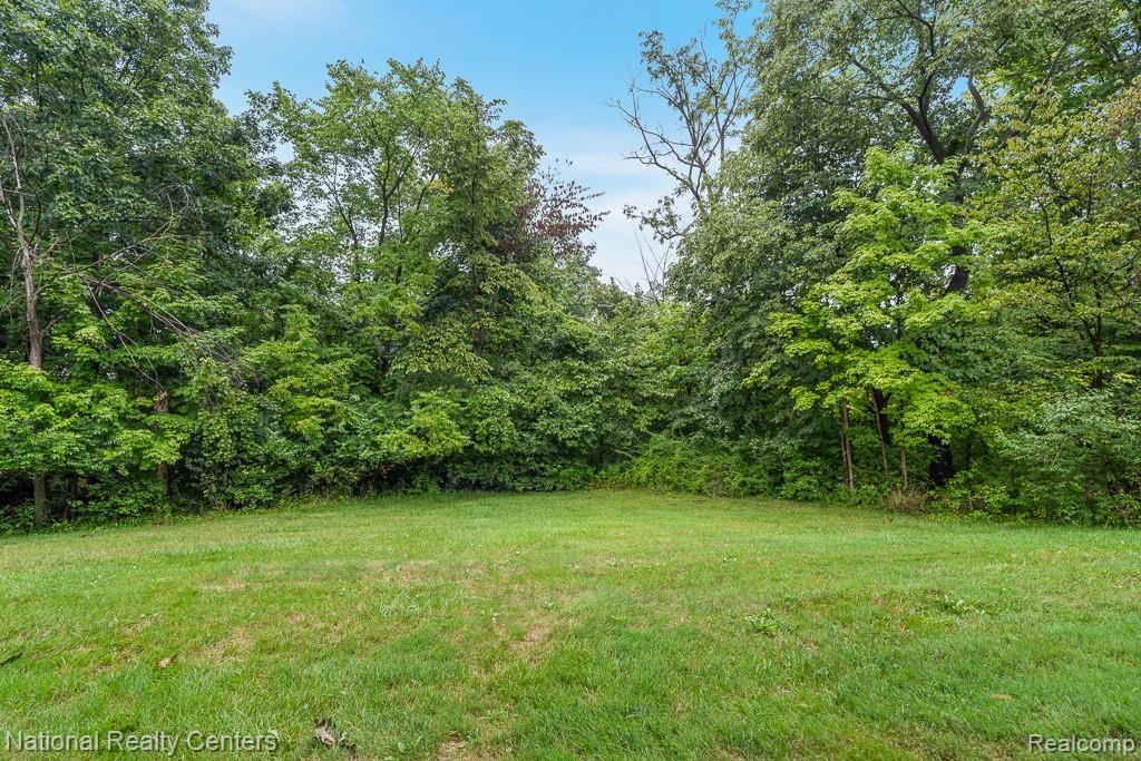 906 Wexford Way, 3, Rochester Hills, MI 48307 — Photo 25