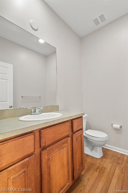 43008 EMERSON Way, Novi, MI — Photo 31