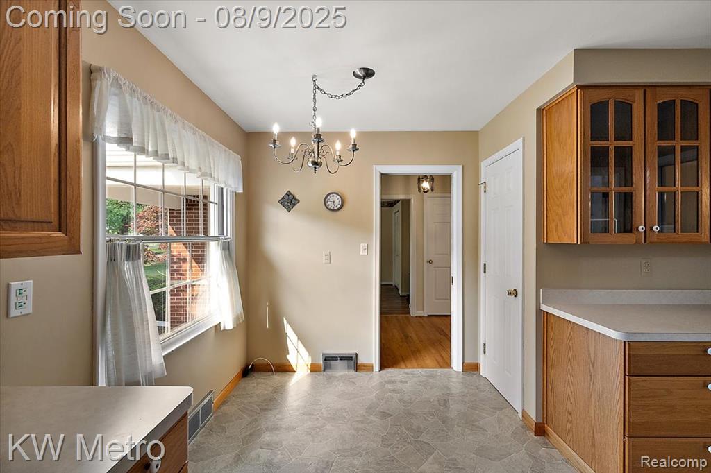 18241 Dunblaine Avenue, Beverly Hills, MI 48025 — Photo 28