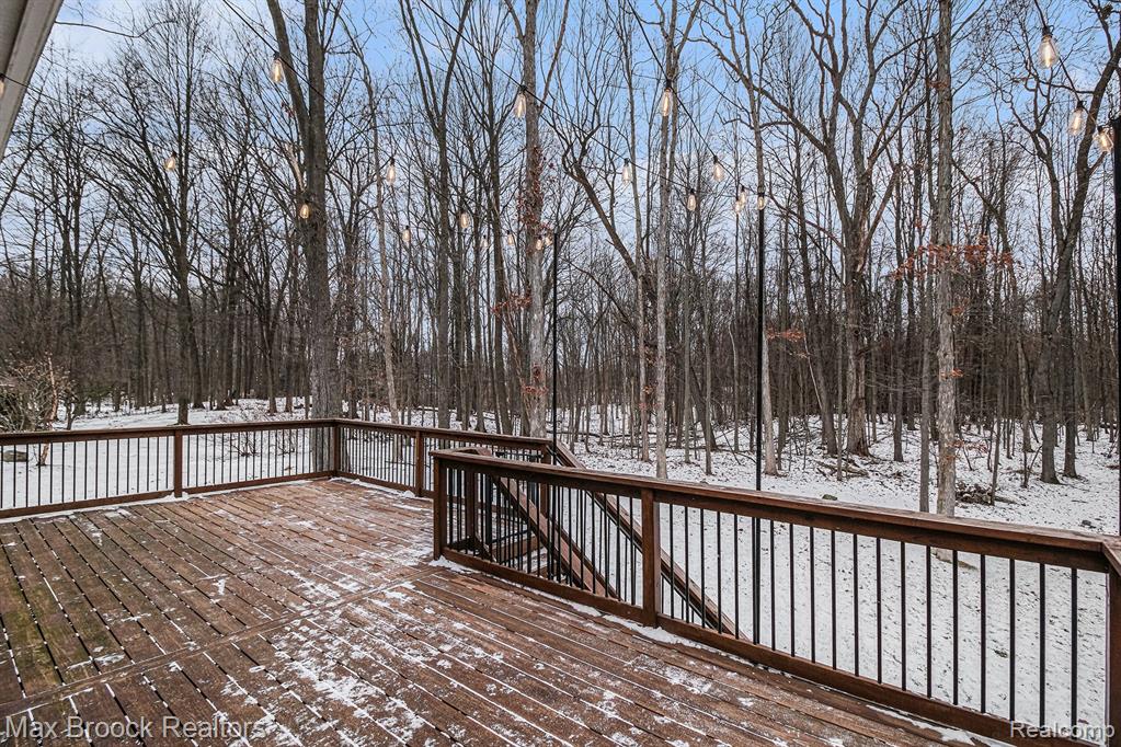 9858 Forest Ridge Drive, Clarkston, MI 48348 — Photo 44