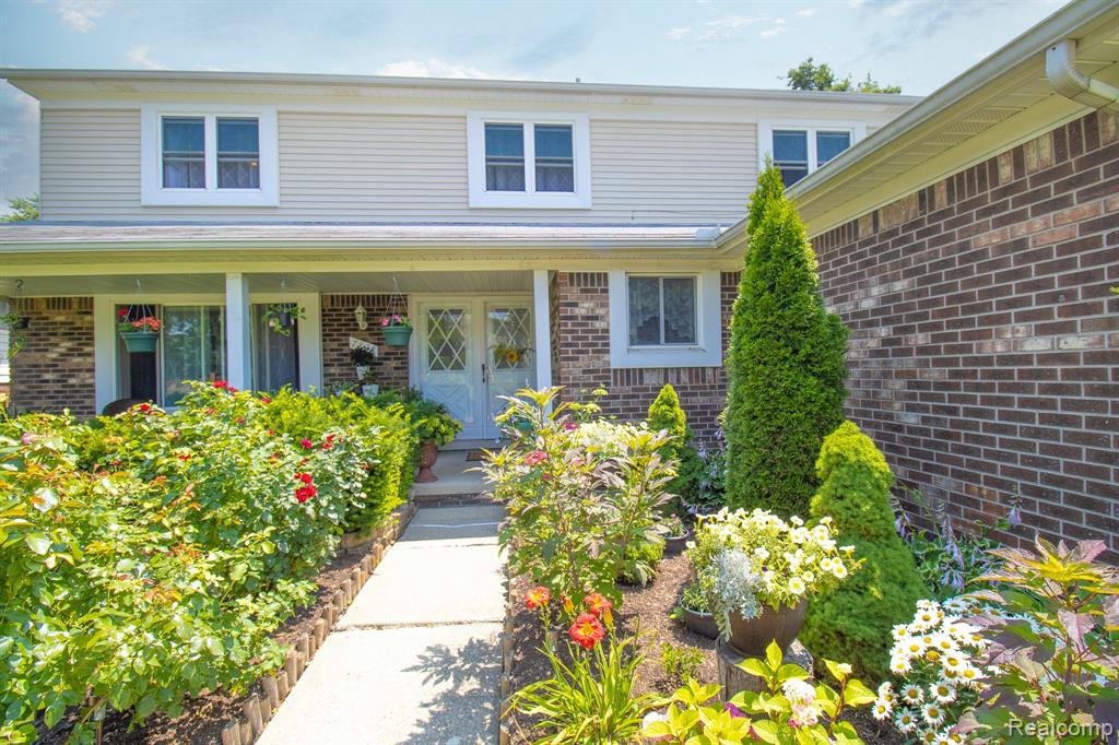 7878 Capri Drive, Canton, MI 48187 — Photo 6