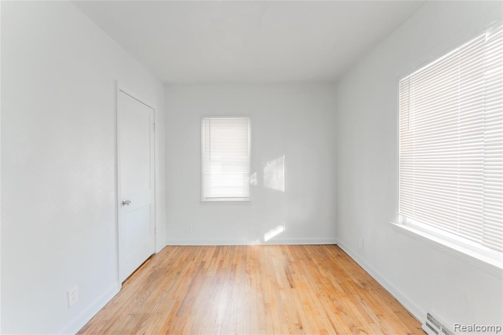 4524 Fleming Street, Dearborn Heights, MI 48125 — Photo 11
